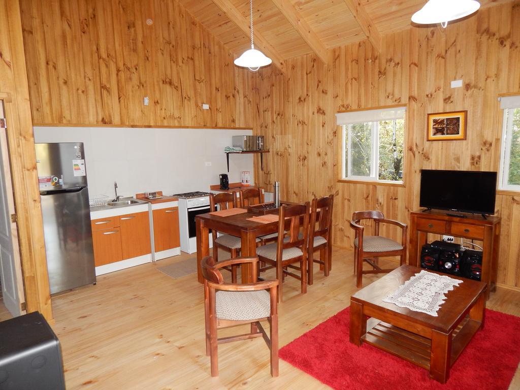 Cabanas Nutrias Patagonicas Puelo River Extérieur photo